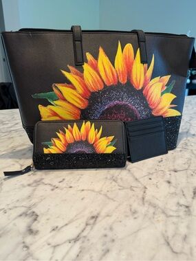 Black Sunflower Tote Bag, Wallet, Card Holder